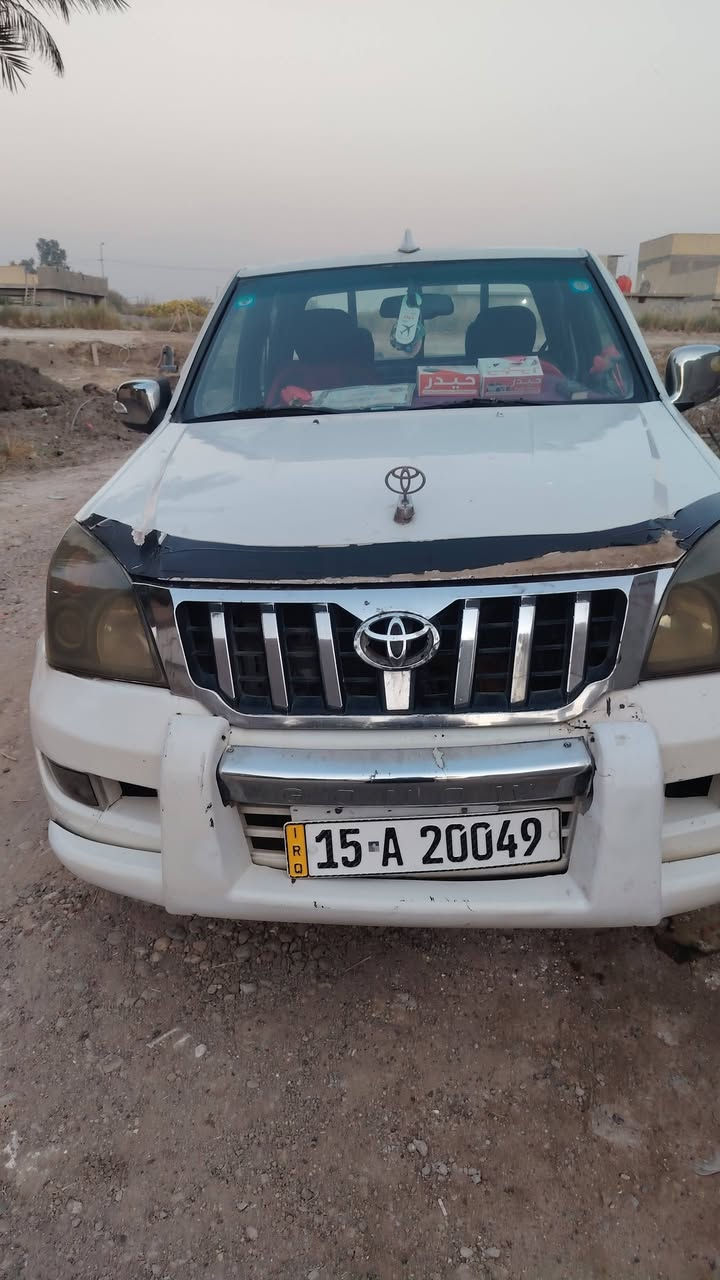 سلام عليكم سياره كنو موديل ٢٠٠٧ وجه البرادو مكينه خير من الله تبريد شغال دوشمه حلوه سنويه بسمي ٢٠٢٨ تحويل ثاني يوم عارضها ٤٠ مكاني بغداد الشعله السلاميات رقمها دولي رقمي ***********
