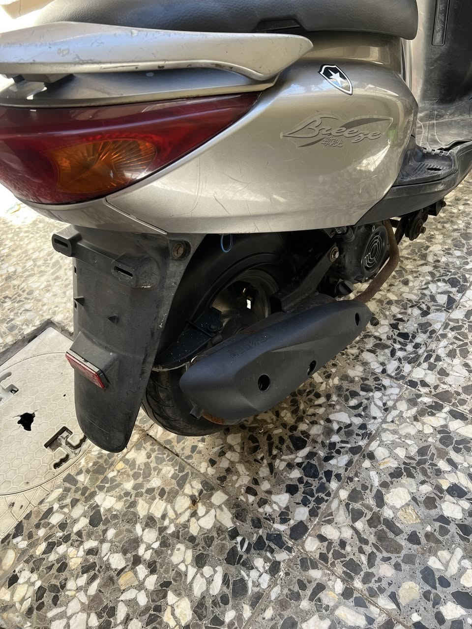 سلام عليكم دراجه بريز للبيع  كامله مابيه نقص كله شغاله نكره سلف وهندر مكينه ناعمه السعر 550المكان بغداد الدوره الرقم واتساب  *********** رصيد ***********الشراي يتصل
