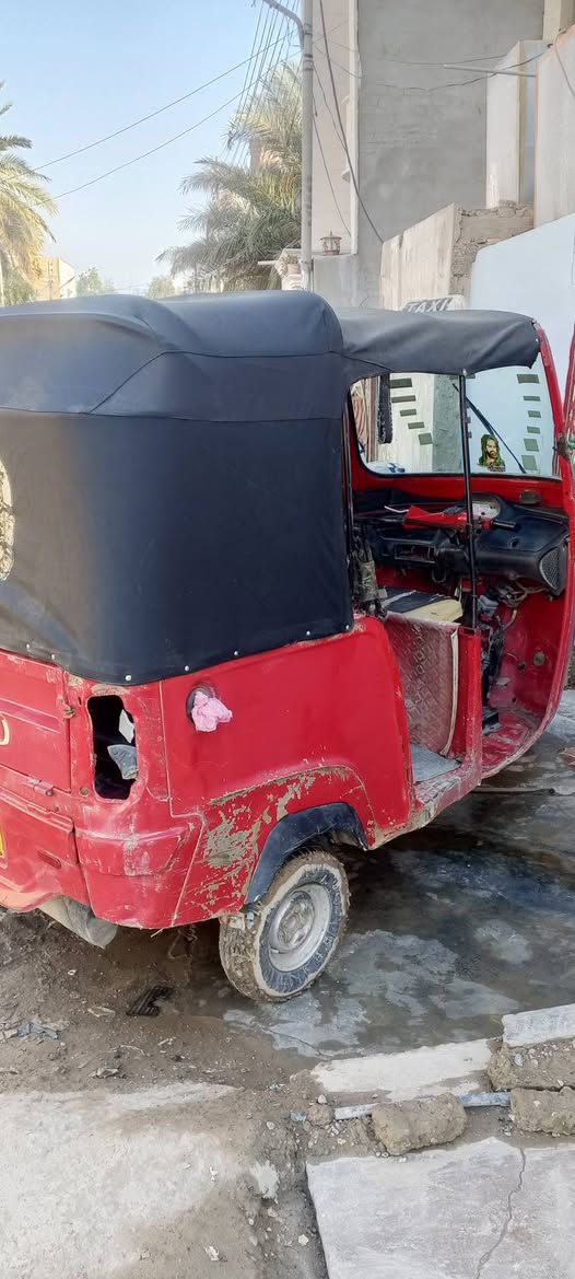 سلام عليكم مرخصت الادمن تكتك بياجو محورة محرك تيفي اس2022تكتك بلادية بس ضربة بصفحة راجعة على بارد تكتك محرك جديد رقم ديالى تكتك نقص بكلايتات بس تكتك خير من الله المحرك كفالة والكشر كدامك سعر 3250وبيهة مجال اي استفسار***********
