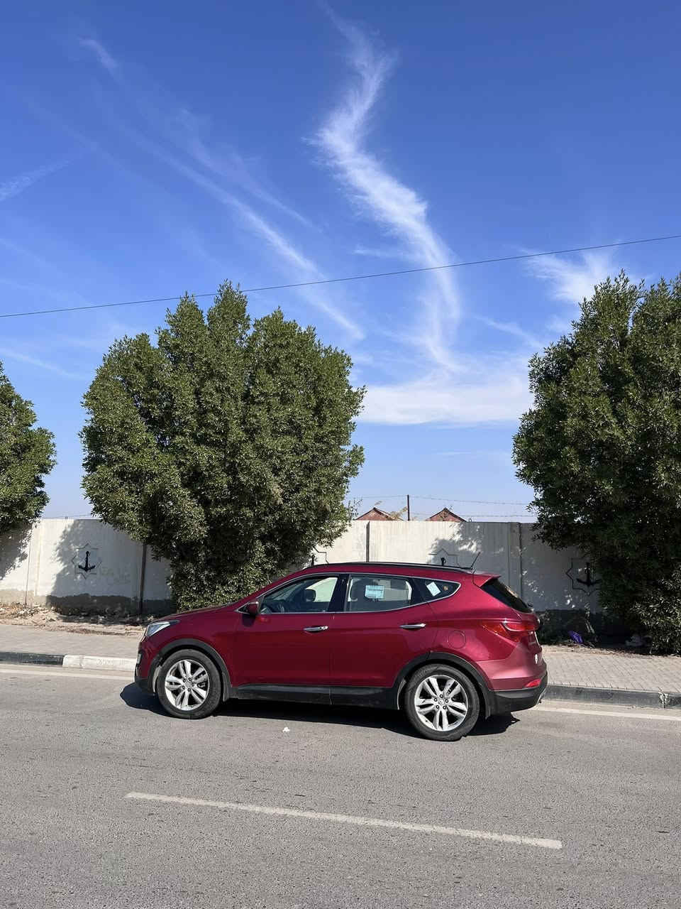 سلام عليكم تم تنزيل السعر لين كلش مستعجل ع بيعتها بسبب ظروف صحيه سعرها126 وبيها مجال سياره داخله كلين وارد امريكي بالعراق صار بيها قطعتين صبغ بالعراق ببدايه القماره يعني بالكصه والبنيد فقط مكينه 4 سنويه 2030 هزه جديده السياره بااسمي تحويل ثاني يوم السياره ماتروح تصعدها هزه كبل تحول مكانها البصره المعقل وهذا رقمي ***********
