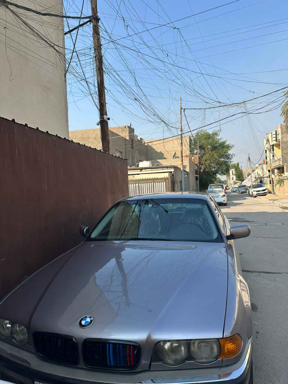 سيارة 8 سلندر 744 سياره 
فول مواصفات من عده فتحه 
تدفئه تبريد شغال محرك كير جديد جدا 
سياره مكفوله كفاله عامه من ضربة 
مصبوغه حزام فقط جمالية 
صدر جديد 
تخم تاير 
تحكم ستيرين 
تدفئه كشنات 
داخل جلد نضيف جدا 
سيارة خير من الله 
باقي تفاصيل اتصل تدلل 
السعر 105 بيه مجال 
الاتصال فقط ***********
