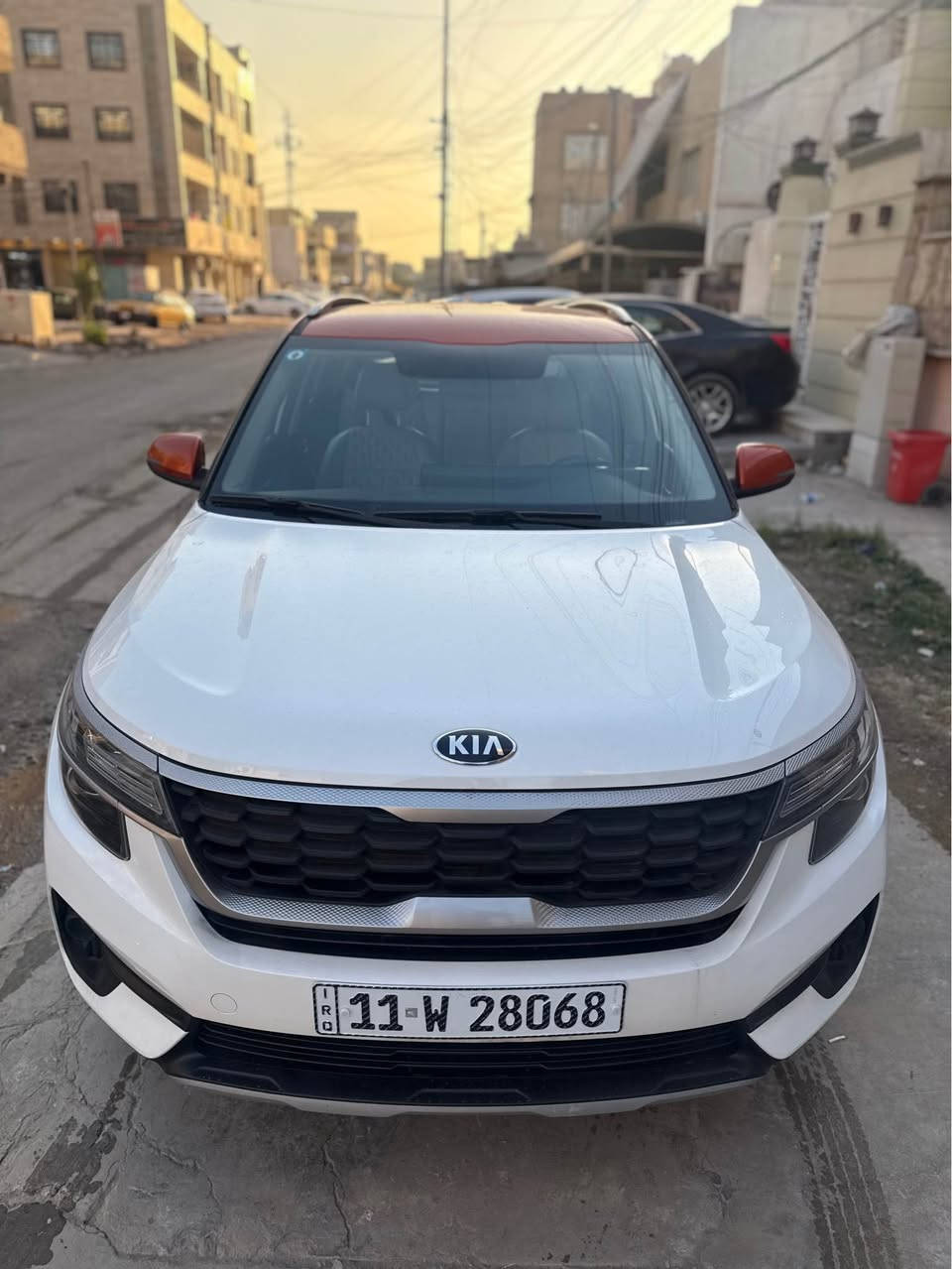 كيا سيلتوس ترو كلر 
ضمان شركة الدوليه
الموديل: 2021
المشي: 31 كم
الحالة: بحالة الوكالة – 

كفالة عامة ماعده طخه صغيره ع وضعها ماشر عليها ويا الصور 
المواصفات:
تشغيل بصمة + كنتارة
حساسـات أمامية وخلفية
لايت LED أمامي وخلفي
كشافات ضباب
نظام مانع الانزلاق
تشغيل عن بعد
شاشة داشبورد متصلة
فتح الأبواب بصمة
فتح الصندوق بصمة
كاميرا 360 درجة
بك لايت LED
سماعات مع دمام
مقود رياضي حرف D

حجم المحرك 1600 دوش 
تبريد قطعتين
مثبت سرعة
Apple CarPlay
6 وسائد هوائية AIRBAG
إنارة داخلية LED باللمس

أوضاع قيادة Drive Mode
أوامر صوتية
فحص أنظمة السيارة
حساسات ضغط الإطارات
كلوبات ضباب
أغراض الشركة كاملة:
كتالوك – إطفائية – سبير – عدة
بصمتين موجودة
دفتر ضمان وسيرفسات كاملة بالشركة
للاستفسا***********  السعر 157

موقع السيارة: بغداد زيونه بغداد, العراق
