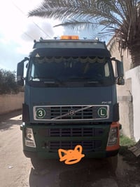 فولفو 2005 مسجله سنويه براد افلات حجم المحرك 460 تحويل وكاله مباشر گير...