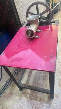 للبيع نضيفه مكاني زعفرانيه سعره 250 للتواصل ‭0771 508 0738‬