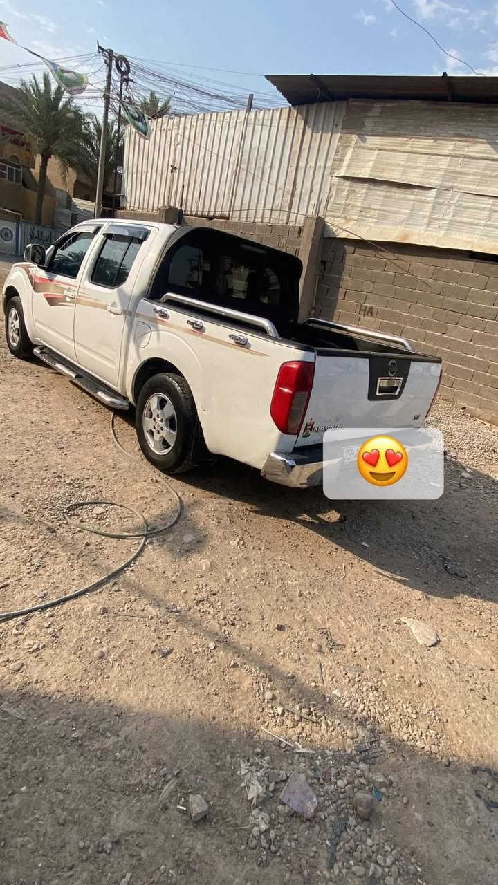 سلام عليكم اخوان نيفاره البيع 2011سياره نضيفه رقم الإنكليزي تحويل ثاني يوم عوزه بس صدر تعبان التواصل :***********
