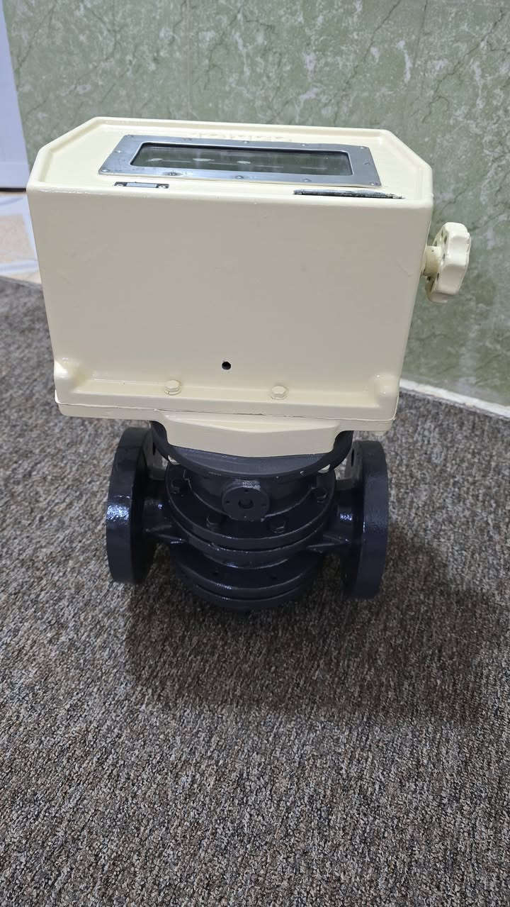 عداد ياباني جديد حاويه شرط شغل وتكيال تواصل عرقم ***********
