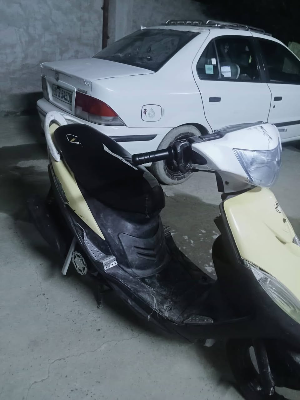 سلام عليكم ماكس عدله للبيع دراجه مكفوله مكينه خرسه قبل ٦ تشهر منزله رمبه نقصها بس باتر ولكفر لامامي ليوم نكسر عنواني الحريه سعر ٤٥٠ وبيه مجال بصيط *********** /***********
