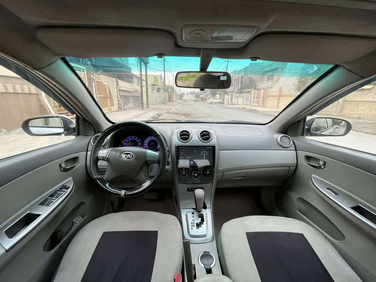 السلام عليكم
سيارة byd 2013  جي 3 بصمة رقم نينوى بيها كابون بانزين

مكينة جديدة لانفخ ولاصرف

الكير بيه مشكلة

السعر 40 وبيها مجال 

شرط التحويل

مكانها حي سومر

***********

‭***********‬
