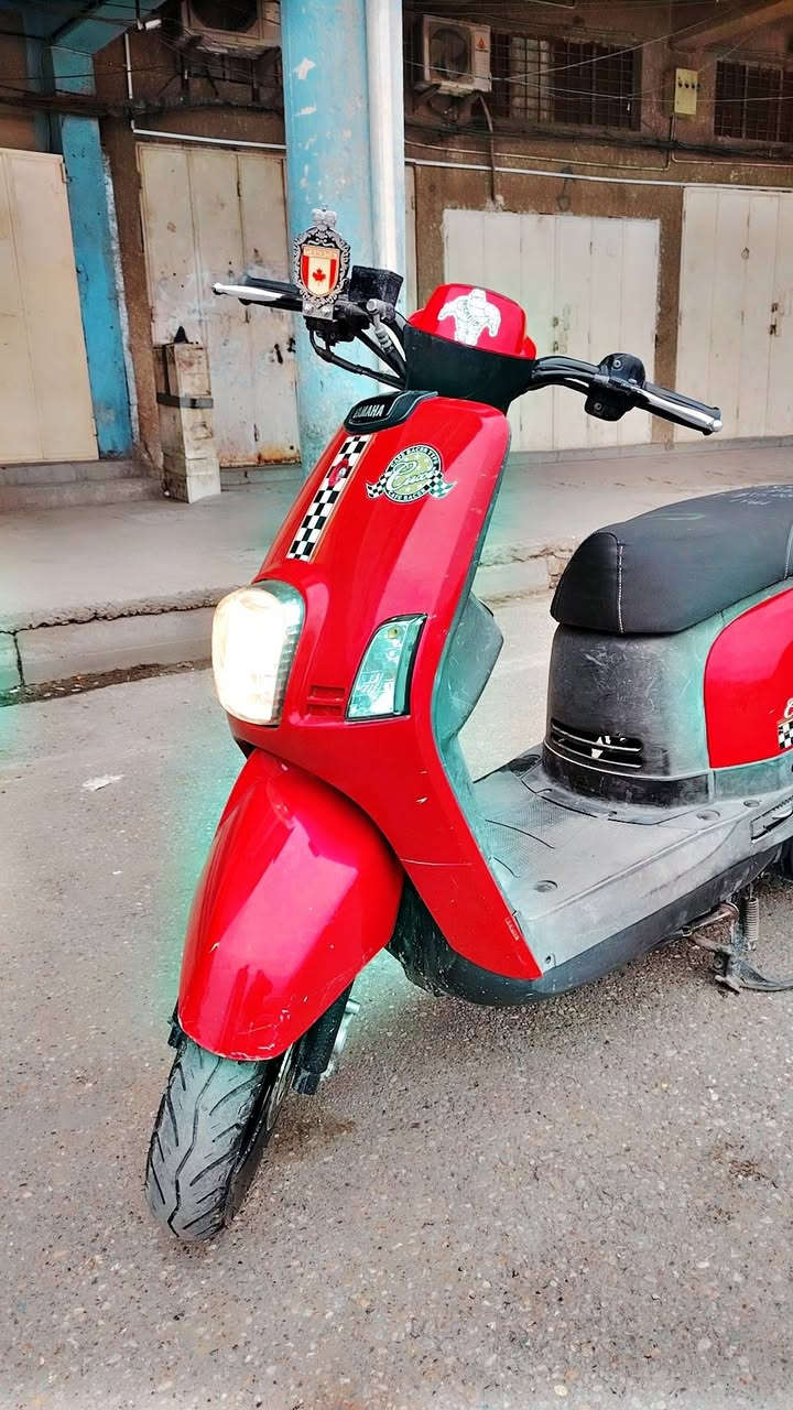 سلام عليكم حبايب كلبي دراجه بوليس نوزل ياباني دراجه صارله عشر ايام من منزله وجديده ماشيه 19 الف ومختمه ختم واحد ويه لمكينه سعر دراجه مليون وبيه مجال حك لجيه لعنوان بغداد شارع فلصطين ولي حب يستفسر هاذه رقمي ***********
