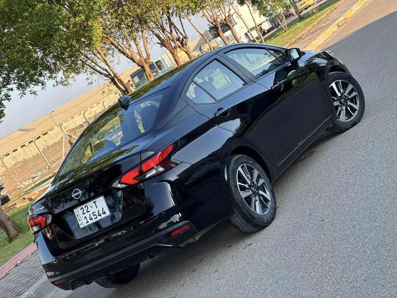 فيرسا 2025 SV شكل جديد كلين مكفولة من الصبغ والتبديل ***********
موصفات ال SV سيارة كلين حتى دعاميات مكفولة 
رقم اربيل بسمي شرط التحويل السعر 129
مكانة بغداد السيدية  ***********
