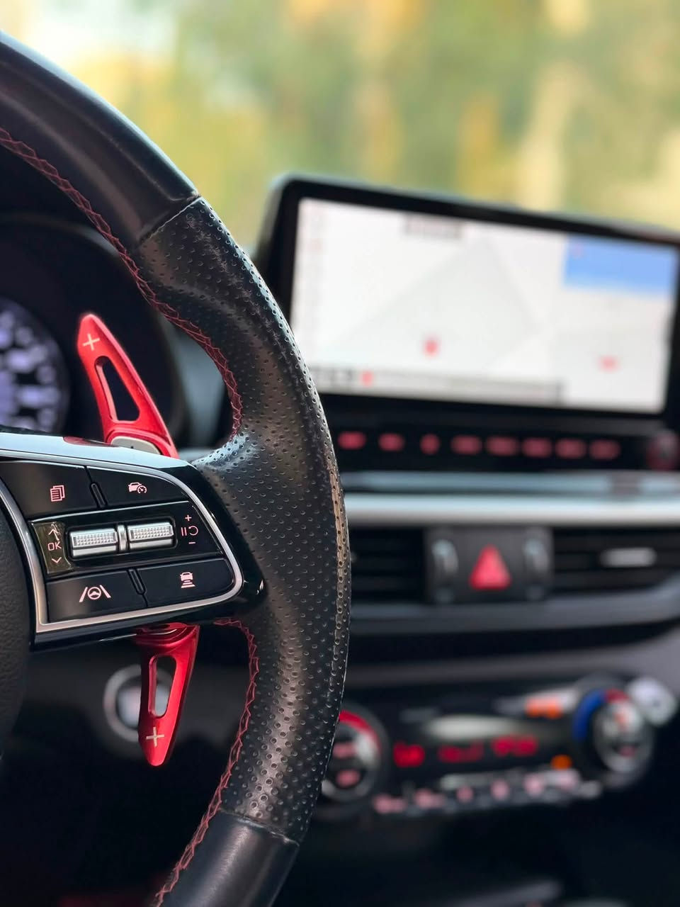 🔥KIA FORTE 2023 GT 🔥 
🔴 السياره كلين ليبل واحد بدون صبغ بدون تبديل بدون ايرباك ✅
فقط الدعاميه الاماميه ✅ 
🔴 علق رقم 1 يوصلك السعر مباشر 
فول مواصفات 1/1 
فتحة سقف 
بصمة تشغيل
كشنات تدفئة وتبريد
محرك 16 توربو
شاحن لاسلكي
بصمة أبواب
تشغيل عن بعد
هاند بريك بصمة 
اوتو هولد
تبريد قطعتين❄️
ثلاث وضعيات قيادة
كير توماتيك وعادي 7 نمرات
قيادة ذاتية 
توقف ذاتي 
رادارات جانبية وأمامية وخلفية
سماعات سستم HARMAN 
شاشة كبيرة 9 انج
انارة داخلية لون احمر
ليد امامي زينون
ليد خلفي زينون
شفتات ستيرن رياضي
دبل كروز
كير DCT دبل كلج
كشن السائق كهربائي
ليد بالمري
نقطة عمياء
ابل كار بلي 
حاكية تنصي التبريد عند الاتصال بالهاتف
رقم دهوك هزه وسنويه جديده 
مكان السيارة 📍أربيل 
للاستفسار : 
***********
***********
