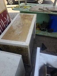 غراض مطعم • للبيع
