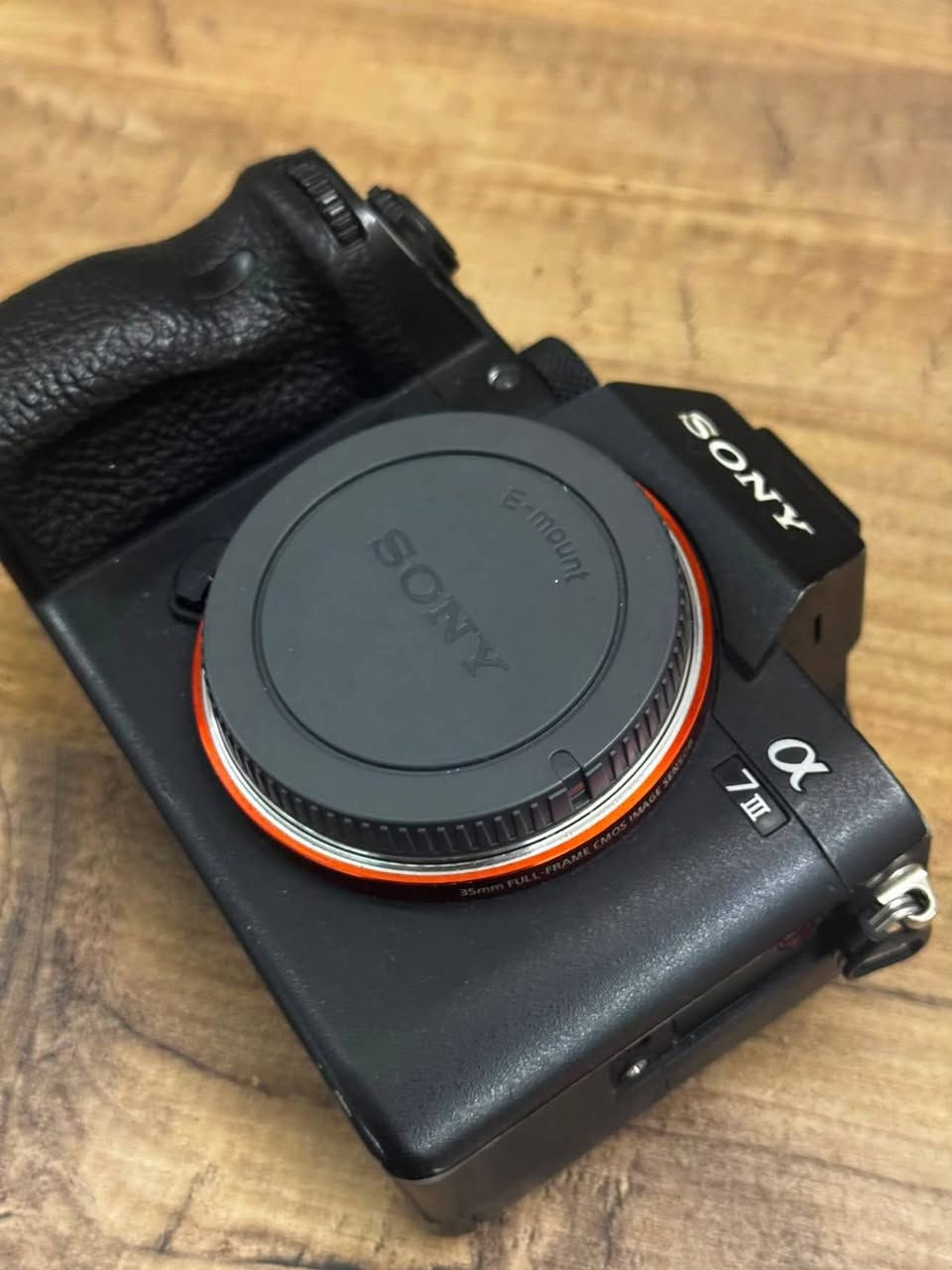 كامرة  Sony A7iii 
بس بدي 
نضافة مثل ماموضح بالصورة  
توصيل ماعندي 
ملحقاتها فقط بطارية 
السعر خاص 
***********
