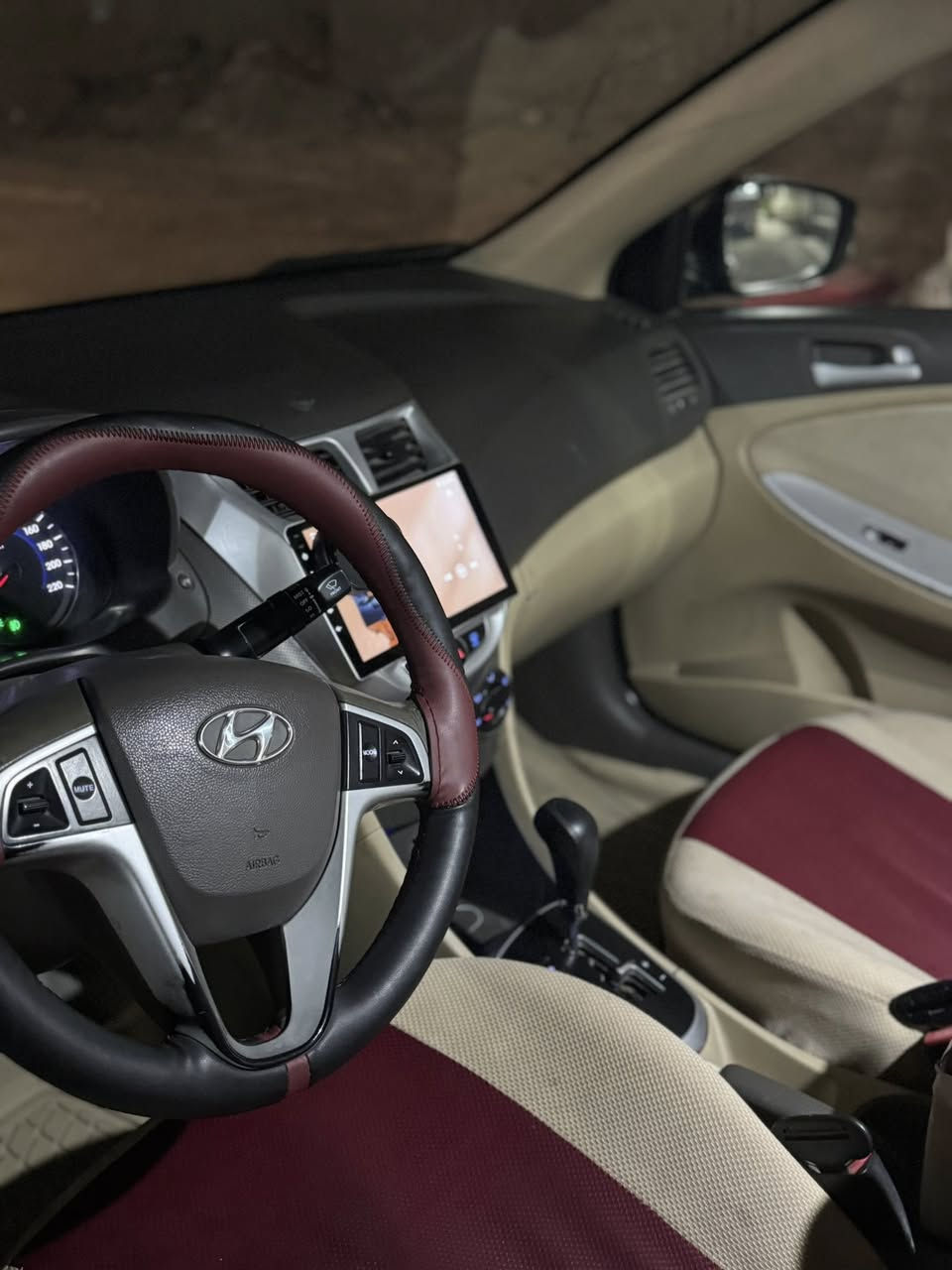 اكسنت موديل ١٣
سياره كير محرك مكفولات متؤمه رقم وسنويه طبق الاصل 
سياره جاهزه مكانه نجف
كصه قماره فقط بـ٤٠ وبيه مجال


**إذا كنت صاحب هذا الإعلان وتريد حذفه لأي سبب، رجاءا أرسل رسالة إلى الدعم الفني**