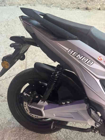 السلام عليكم
دراجه شحن نوع PCX موديل 2025 

ملف 1800 واط

بطاريات عدد 6 كل بطاريه 32 امبير

تشغيل عن بعد وسويج

سماعه بلوتوث

دبل اشاره 

لايت زنون عالي ناصي

ستاند صفح كهرباىي حساس

بيها نظام البارك
السعر 750الف

مكاني المنصور ***********
