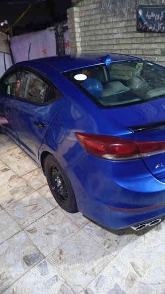 السلام عليكم 
النترا 2018 للبيع حادثها صندوق مصلح كامل المواصفات بدون فتحه بغداد قبل ثلاثه اشهر محوله مايحتاج هزه الشراي يتصل
***********
باقي التفاصيل اتصل 
السعر 132
