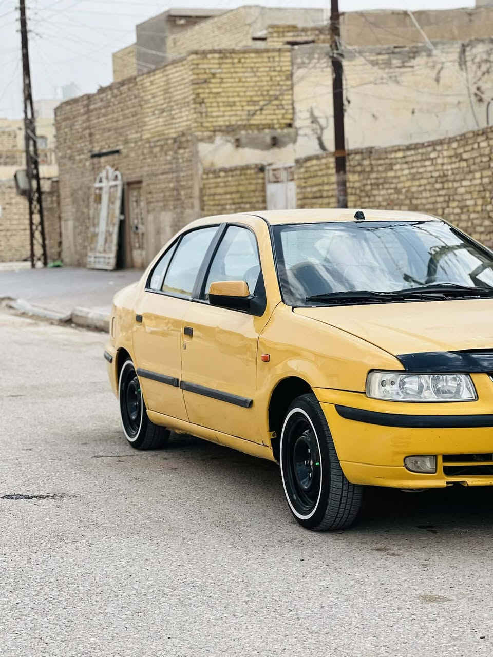 السلام عليكم سيارة سمند موديل 2011 للبيع سنوية مجددة 2030 هزة جديدة كير ومكينة وتبريد مكفولات مصفره خط وبحث بيها تبديل جاملق وبنيد السعر 37 وبيها مجال بسيط
العنوان الكوت مركز المدينة 
***********
