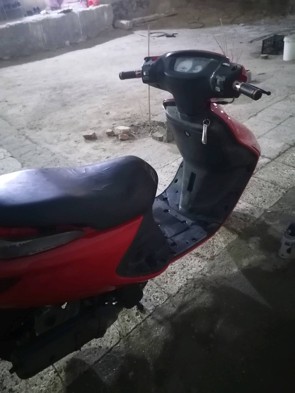 السلام عليكم دراجه للبيع فراشه دراجه ما مفتوحه ب 50050 وبيها مجال العنوان ابو الخصيب حمدان اللي يحب يدخل رقم الهاتف *********** 