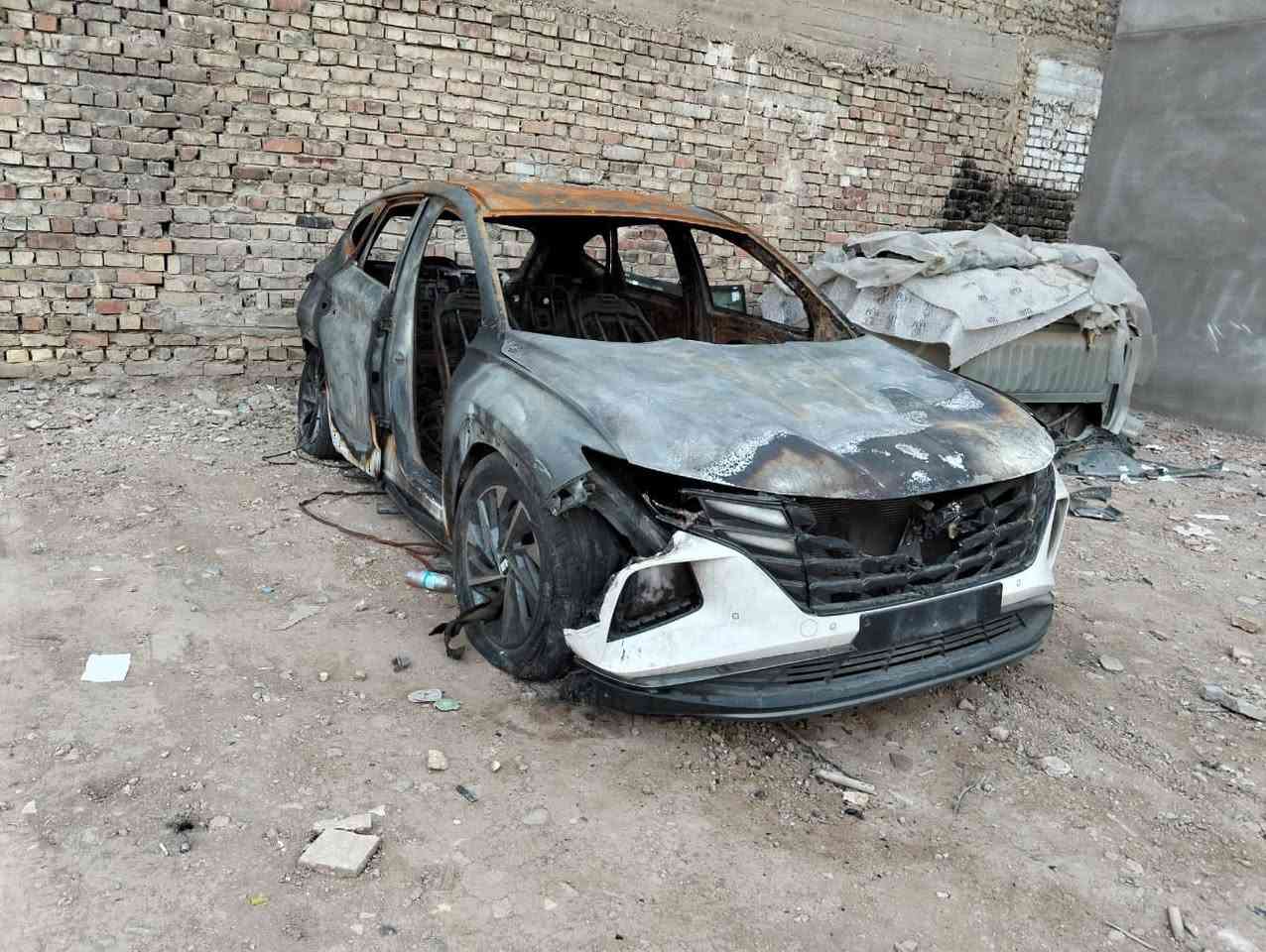 سلام عليكم 
للبيع 
موديل 2023 
رقم بغداد 
سعر 40 
عنوان بغداد 
موبايل ***********
