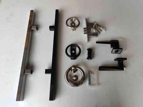 تم بحمد الله
وصول جرجوب قاصة مغلون ثقيل
مع كافة إكسسوارات ابواب القاصة
وبأسعار مناسبة 

العنوان : المقدادية قرب معمل الألبان القديم 
***********
***********
