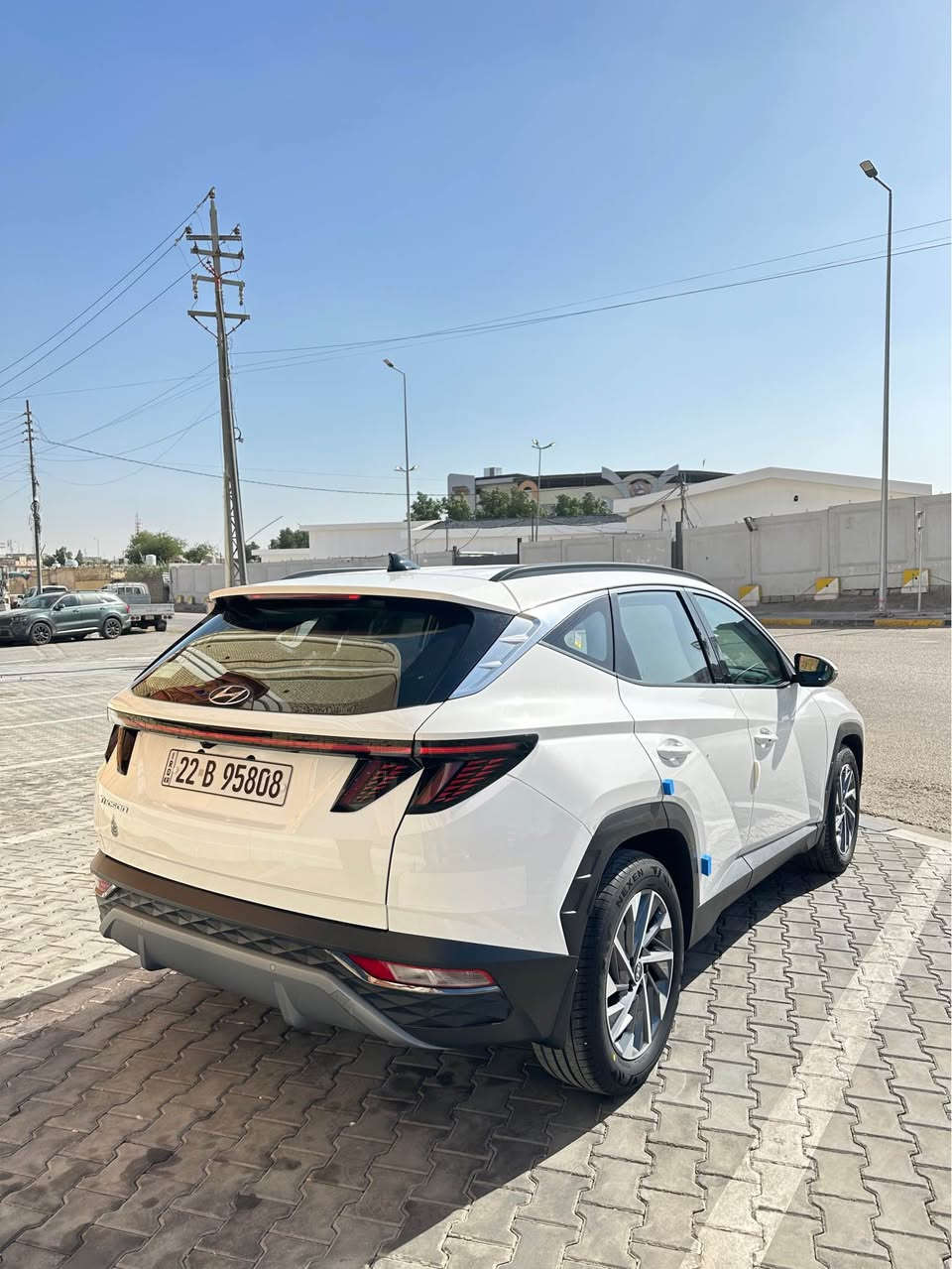 توسان 2024 خليجي رقم اربيل جديد تحويل او وكاله
مكفول صبغ ضربه تبديل بارد
ماشيه 28km 
فول عده بنرامه حساسات امامي خلفي كامره خلفي 
كشنات كهرباء سايد بريك بصمه لد امامي خلفي بصنه تغشيل عن بعد باقي مواصفات معروفه 
سعر223 بيه مجال لشراي يتصل 
***********
مكان سياره بصره البصرة, العراق
