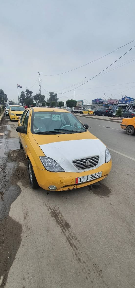 السلام عليكم 
طيبة للبيع موديل ١٥ بسمي كير ومحرك جدد تبريد ثلج تخم تاير جديد حدادية جديدة سيارة علية ادامة كاملة منضومة مي وراديتر ومراوح مبدل جدد هم 
بسني تحويل ثاني يوم 
مكاني بغداد تقاطع النهروان 
باقي التفاصيل 
***********
