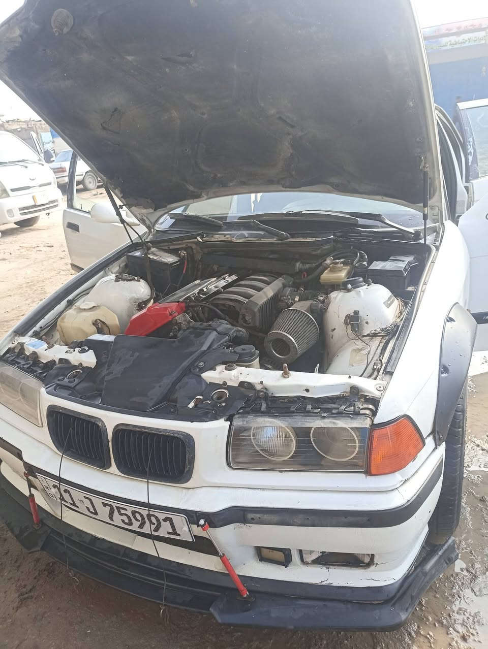 BMW e36
1.مكينه 25مسكر عدله
2.كير عادي
العنوان ؟قضاء الشطره
السعر 42
***********
