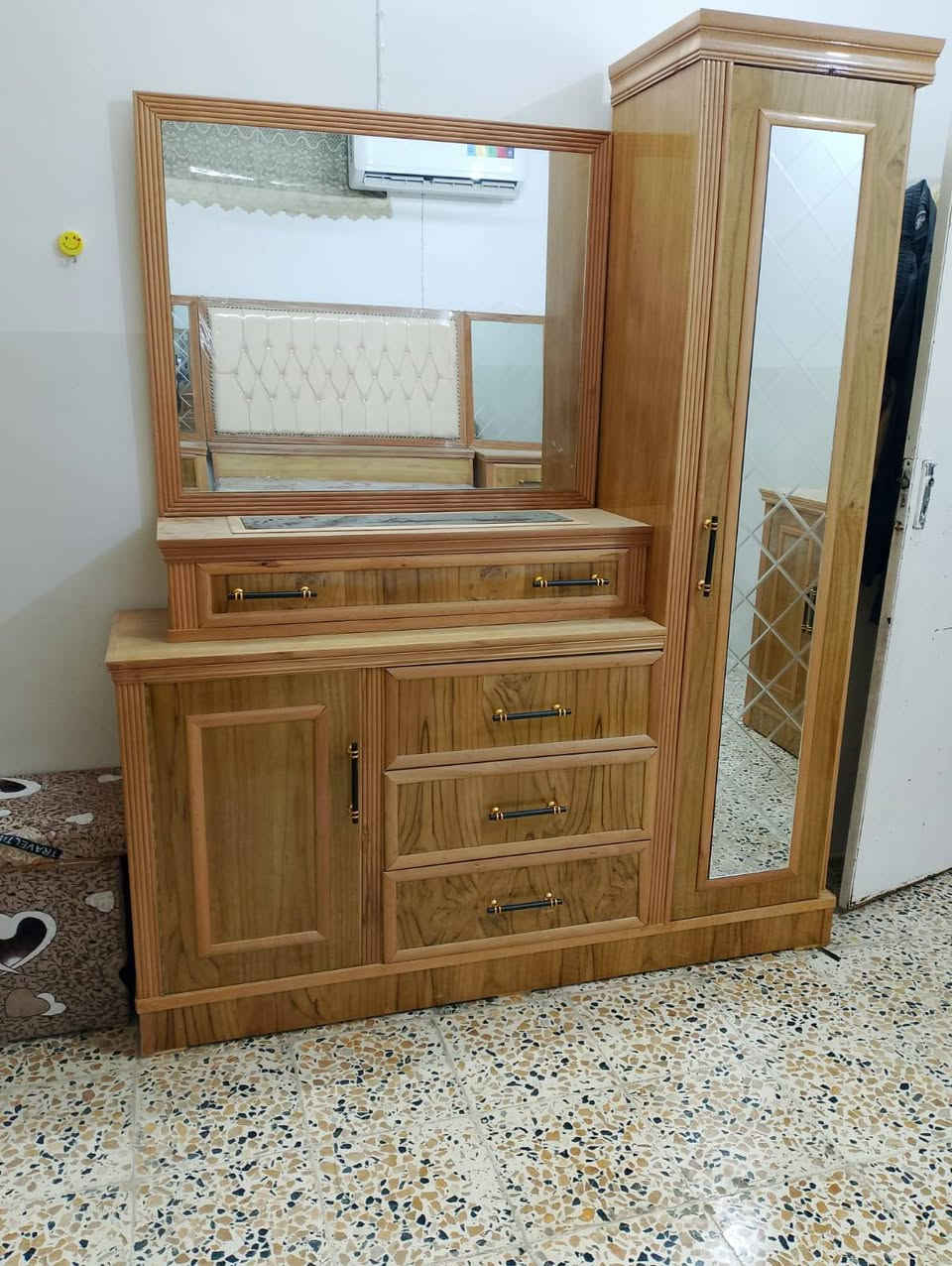 💥هاليوم اقصاط المريح💥  

القسط يبدي من 10اشهر اله 18شهر  

على بطاقه الكي كرت 

            🌹 كافت فصالات غرف النوم 🌹

💯يوجد احدث الموديلات 💯

ايضافه يوجد فصالات حسب رغبت الزبون 

            ⭐ الشغل عراقي من اعلى جوده ⭐

👌الصبغ حراري درجه اولى👌 

            👈  التفاصيل أكثر اتفضل خاص 👉


**إذا كنت صاحب هذا الإعلان وتريد حذفه لأي سبب، رجاءا أرسل رسالة إلى الدعم الفني**