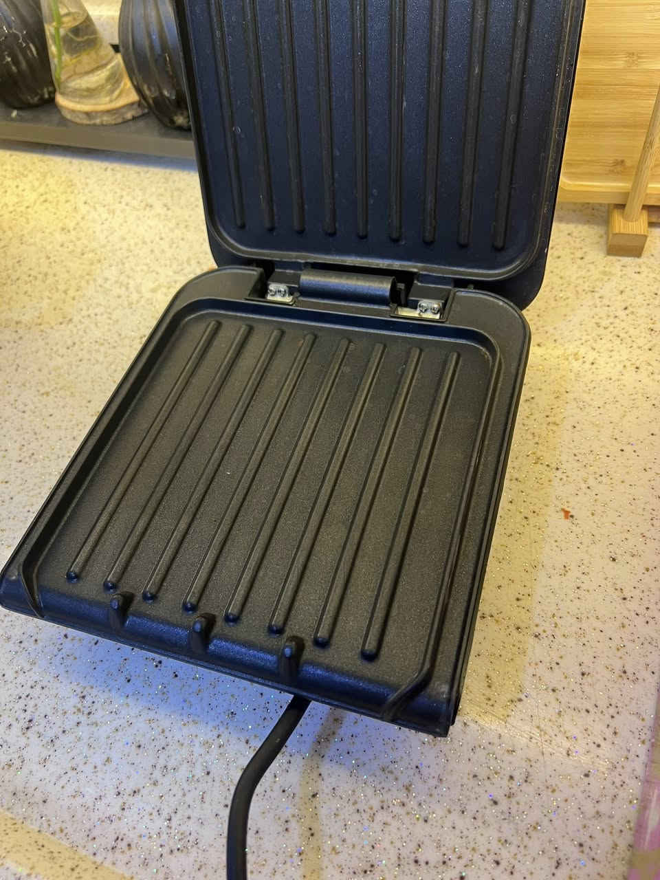 سلام عليكم كلهم للبع مستعجل بسعر مناسب جدرية سيت فنجان عدد١٢سعر ٨
جدرية كهرباية ب٢٠
مكنسة ستعمل مرة واحد فقط ب٣٥
جهاز صاج ب١٥
وقوري زجاج٣


**إذا كنت صاحب هذا الإعلان وتريد حذفه لأي سبب، رجاءا أرسل رسالة إلى الدعم الفني**