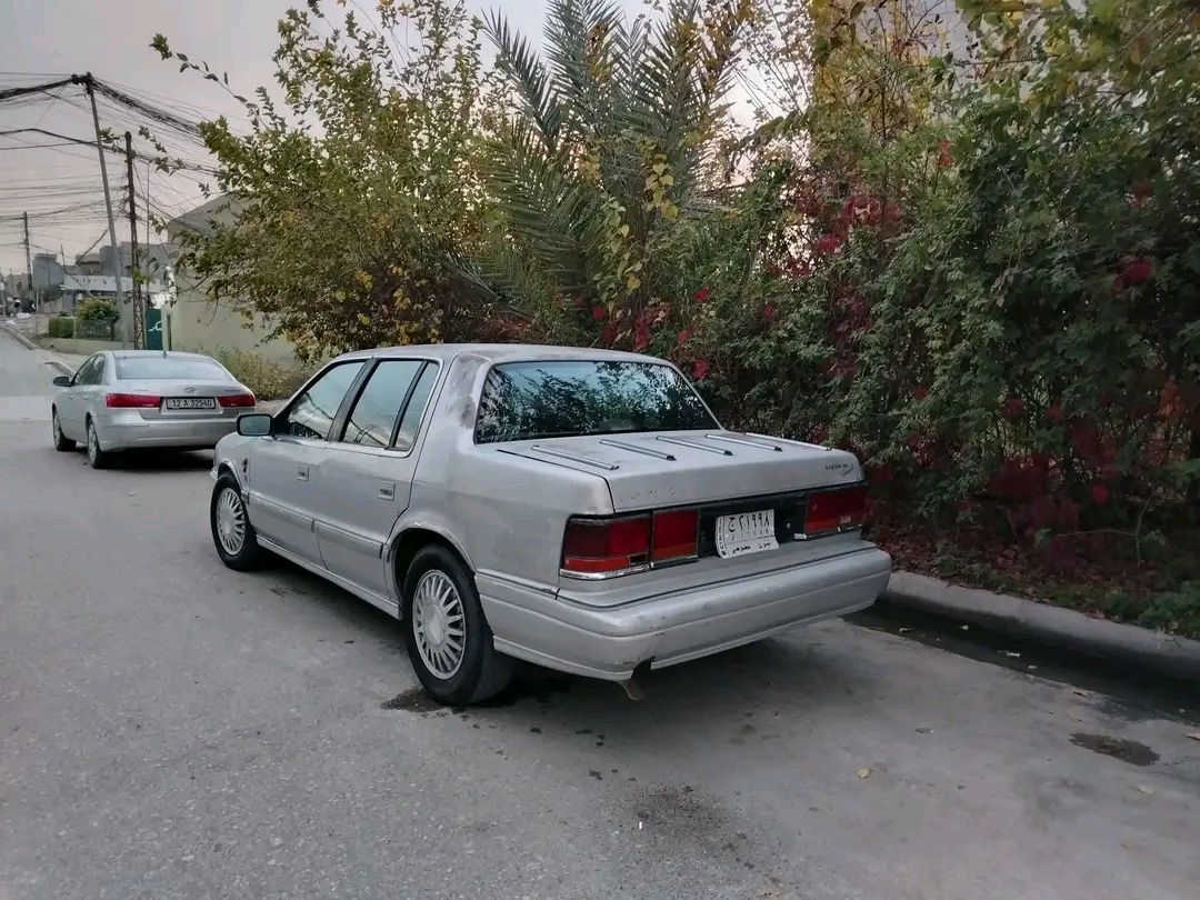 السلام عليكم .. 
   للبيع سيارة كرايسر  موديل 1990
   رقم نينوى الماني 
 محرك شرط كير شرط  والباقي كدام العين
   شرط التحويل
   40 بيها مجال قليل
 مكان السيارة  موصل حي التحرير
    هاتف ***********//  ***********
