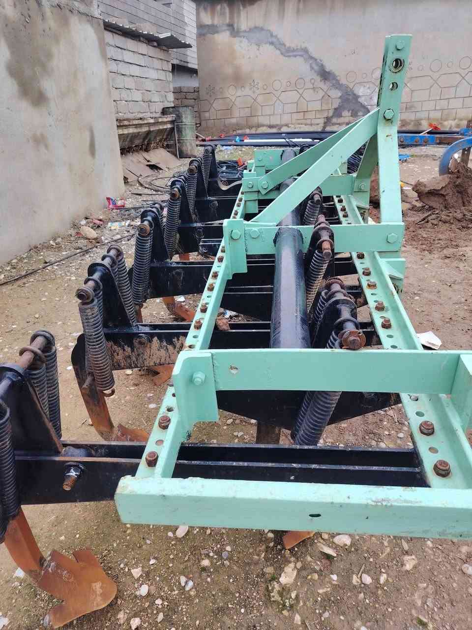 خرماشه للبيع اسباني نضافه كدام العين السعر 13ورقه وبي مجال شويه العنوان موصل بعشيقه قريه كاني مران ***********/بي واتساب
