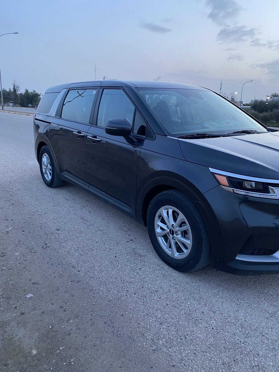 سلام عليكم شباب
كيا كرنڤال رقم أربيل احمر  حادث قطعتين بدون دواخل بدون ايرباك موديل 2024

ماشيه 58 mi
سعر ٢٧٥ 
***********
