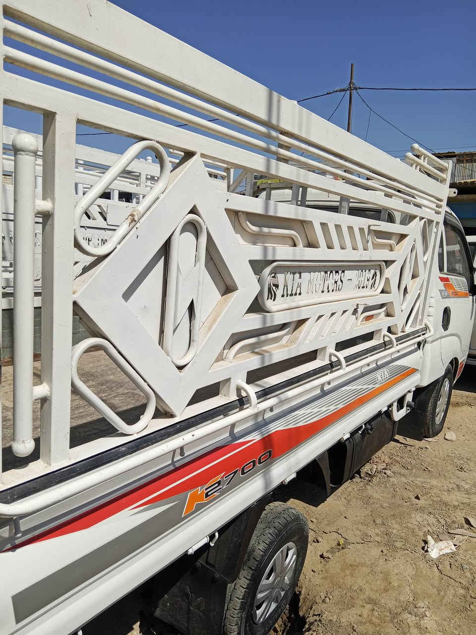 السلام عليكم للبيع او مراوس كيه حمل رقم مثنئ كفاله عامه كير محرك اكسن حداديه شواصي  كله كفاله السياره جديده بمعنه الكلمه جاهزه ومجهزه كبل للعمل مكان السياره الديوانيه للاستفسار اكثرالاتصال ***********
***********
