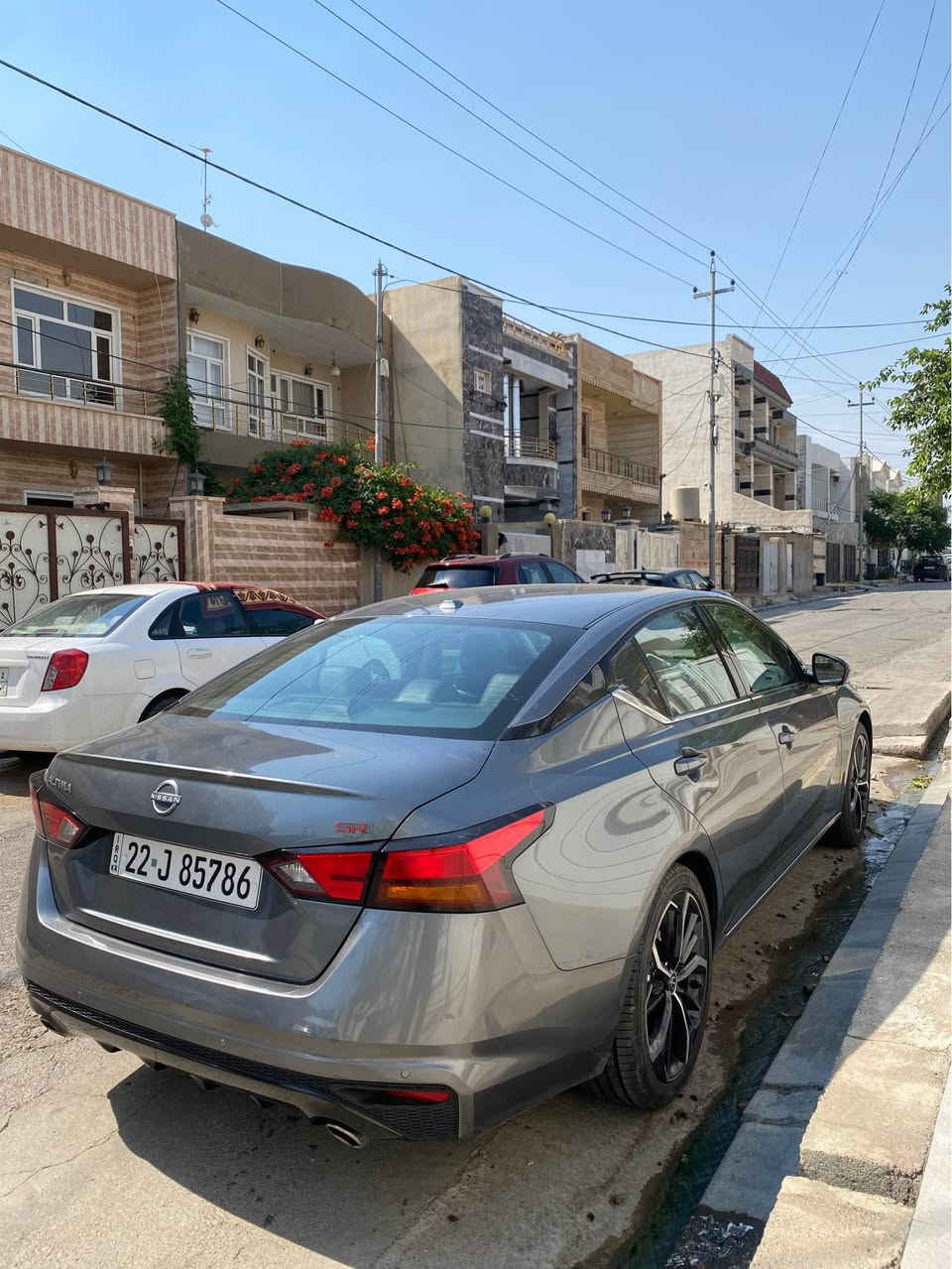 نيسان التيما ٢٠٢٣ مواصفات SR تاقانةي هةمو عيراق
سةيارةكة مواصفاتي زور جوانة .. بةسمة . شةغال . رادار پيش و راداري پشتةوة هةر چوار دةوري رادارة . پيشو پشت ئوتو ستوپ . لايت زينون . فلچة ئوتو . لايت ئوتو . كوشن جلد . كوشن كارةبايي . شاشة گةورة . ويل كةپي رةشي بيلادي لةماع . سةيارةكة رةقةم يةكة لة جواني .. 
وينةي حاديسةكةم داناوة دوو دةرگاي لاي سايق بيلادي شةريكة گوراية بةبي ژوري هةتا دوسةشي سبوخ نية 
 لة لاي سةكن لة هةولير نيو دوسة سبوخة سةيارةكة هةموو قةلبي  نة شوخت نة ساردة كوت نة هيچ هةموو گياني شةريكةية .. 
رةقةم سةنةوي فةحس هةزة هةمووي نويية 
 تكاية موشتةري ني بيزارم مةكة هةموو شتيكم نوسية 
پيشو پشتي كةپسة دةعاميش سبوخ نية 
***********
واتس ئاپ
ڤايبةر أربيل, العراق
