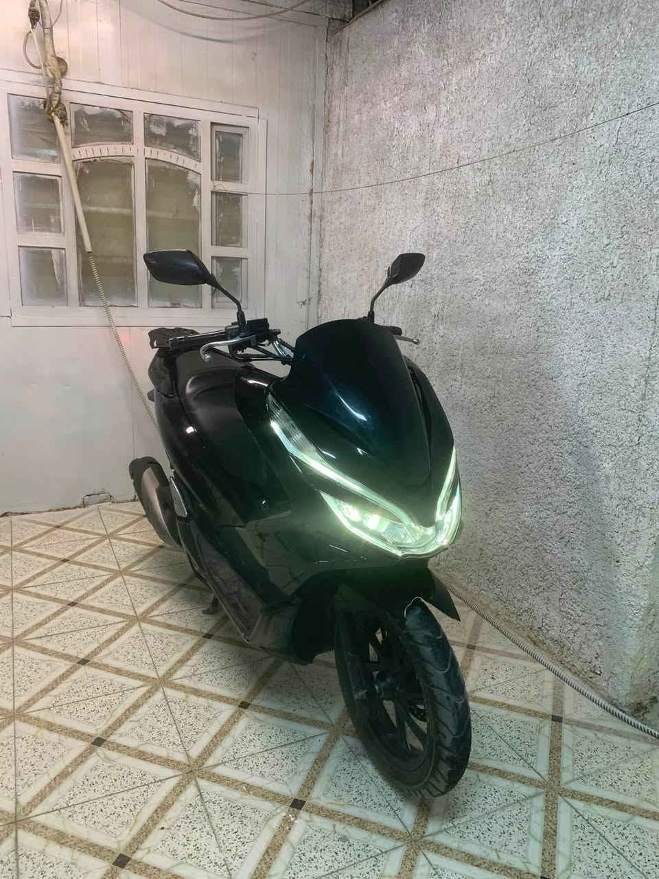 السلام عليكم عندي pcx جيل الثالث ياباني JF
مكفوله مكينه وصدر ودبلات بس يرادلها تطبيك كفرات  والكفرات مو كلهن بس الي يم المازده رايدها ب1750 وبيهه مجال كلش بسيط
***********
