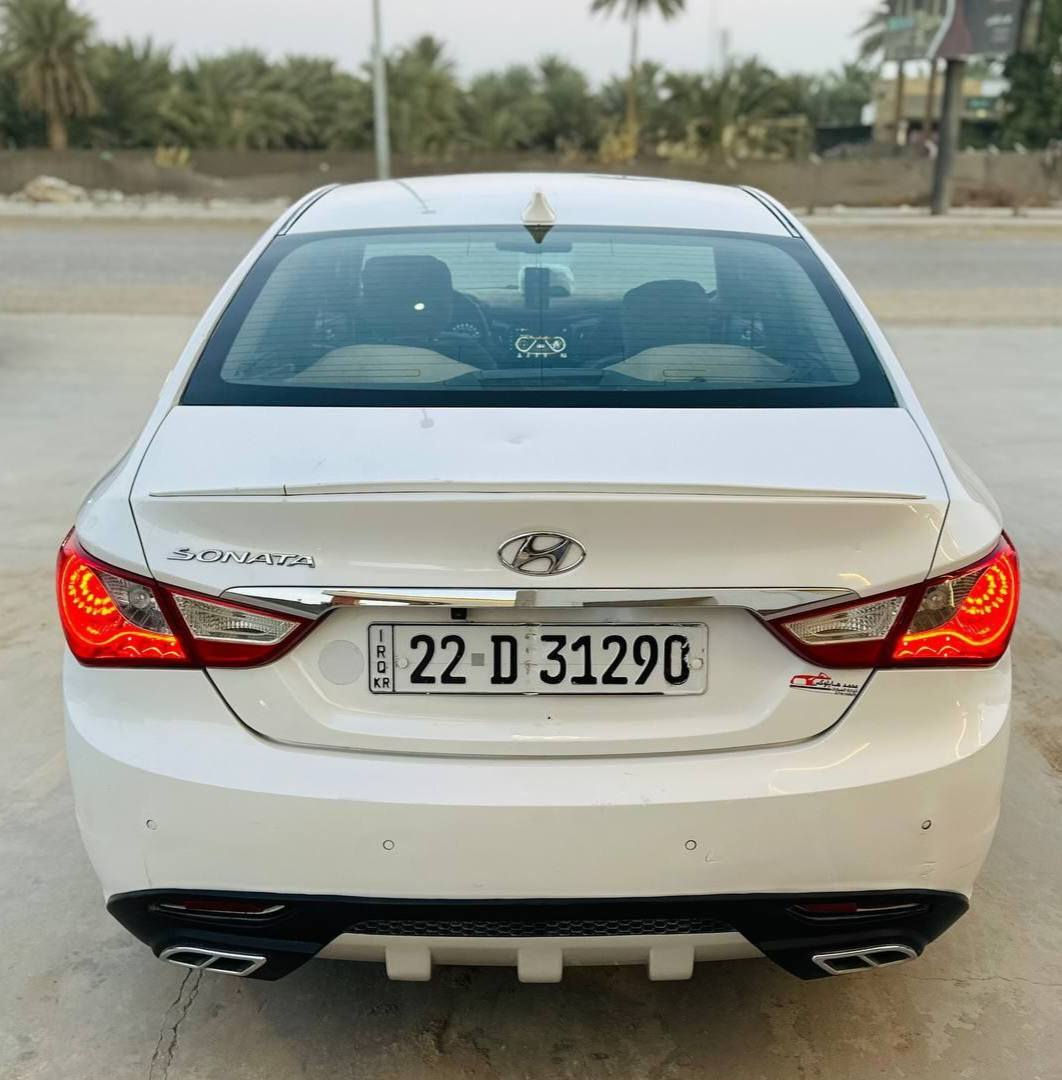 سوناته 2013 خليجي رقم اربيل دولي سنويه جديده
كفاله عامه فقط بارد مكانين بسيط مواصفات الشركه العامه 
مكينه 2400 دوش شرط الفحص
شاشه تاب كبيره
شفات ستيرن وتحكمات كامله
اشاره بالمري وشفط
كهربائيات بوضع الشركه
گير مكينه حداديه تبريد تخم تاير بحاله ممتازه
بابل الهاشميه ***********
