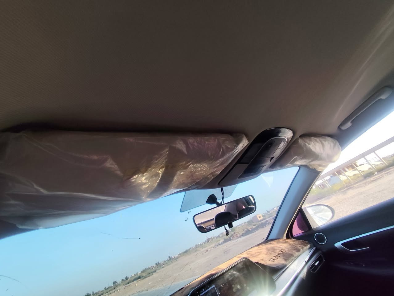 السلام عليكم سوناتا مديل ٢١   وارد كوري غازبلاد خط واحد      بيه اربعه قطعة صبغ كوريا بدون ضربة بيه بارد جداً بصيط بل مدكر الأمامي مال السائق كدشبربل هلال.                                               تشغيل عن بعد.
بصمة 

تبريد قطعتين 

تدفى بل كشنات 

رادارامامي 

حساسات خلفي امامي 

كامره خلفية 

تحكم ستيرن

تثبيت سرعه 

حساسات الهواء بل ويلات 

السعر145 مكاني بصرة 

***********
السلام عليكم سوناتا مديل ٢١   وارد كوري غازبلاد خط واحد      بيه اربعه قطعة صبغ كوريا  ا                                              تشغيل عن بعد.
