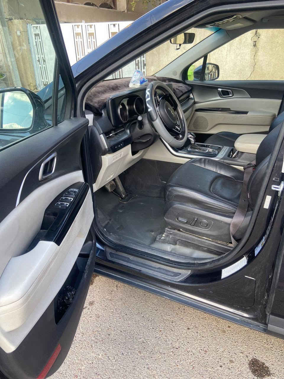 بسم الله وعلى بركه الله
كيا كرنفال موديل ٢٠٢٢ حادثه سطحي بدون قطره دواخل كفاله من لغد تكمه وشاصي رقم اربيل باسمي بيه تبديل قطعتين فقط جاملغ الامامي الايمن باب العبري والباقي ليبل واحد فول موصفات عدا فتحه باب صندوك ميكانيكي محرك ٣٥٠٠ سعر ٢٢٧٠٠ $يعني دفترين ٢٧ ورقه بيه مجال ماشيه ١٧٠ مايل مكانه بغداد حي جامعه اتصل على *********** ابو فهد رقم شاصي موجود بل صور سونار مسويله بس ضايع
