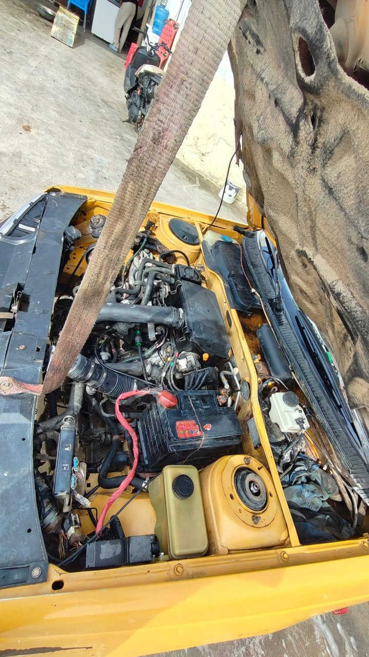 بيجو 405 حداديه اماميه خلفيه كله جديد كهربائيات كله شغاله تايرات خير من الله السيارة موديل 16اكد تجي تشوف السيارة بعينك بيع مستعجل رقم الهاتف *********** السعر 30 من رخصة ادمن
