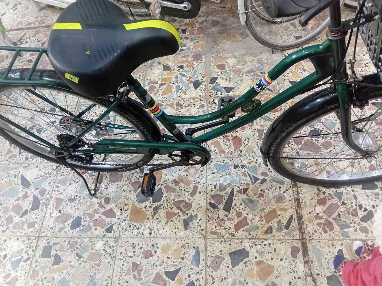 السلام عليكم   للبيع بايسكل حجم ٢٧ يتحمل اوزان نظافة ٩٨ % موديل ٢٠٢٣  السعر ٢٥٠٠٠٠ بي مجال للاستفسار  ***********   ،  ***********
