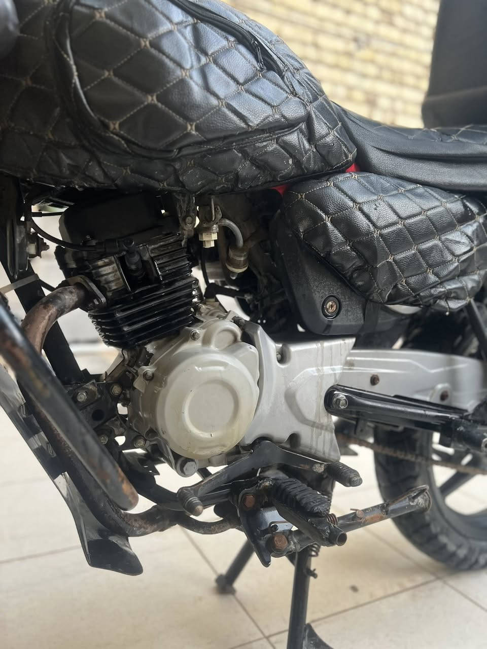 دراجة بوكسر مديل 2023 بأسمي سنويه ورقم مجفته مره وحده مكاني البصره للاستفسار اتصال ع رقم ***********
