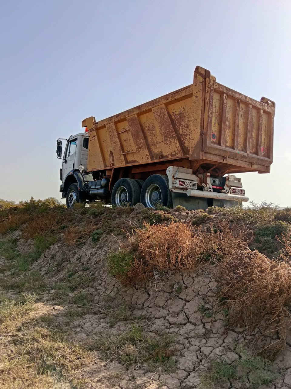 سلامو عليكم البي البيع مديل 93مكينه 8كير 155مجموعه جياف تخم تاير سياره جاهزه العمل سياره بسمي سنويه 27تحويل ثاني سعر 4 رقم ***********
