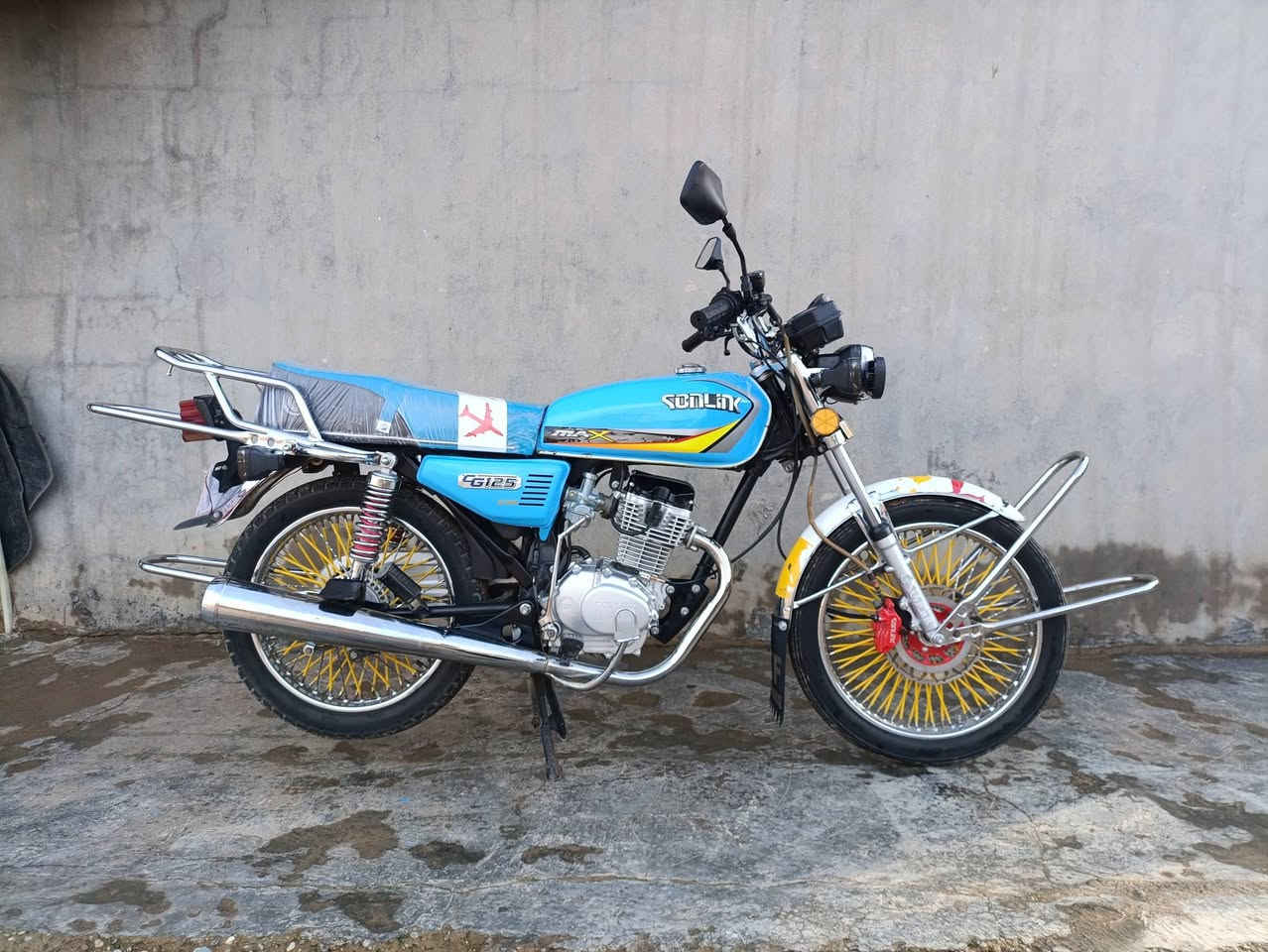 السلام عليكم ماطور للبيع سولنك باب اول موديل 2023 محرك ما مفتوح شرط كلو بلادي منفيس موجود ماطور نضيف حيل السعر 575 وبي مجال للطيبين استفسار ع الرقم ***********
