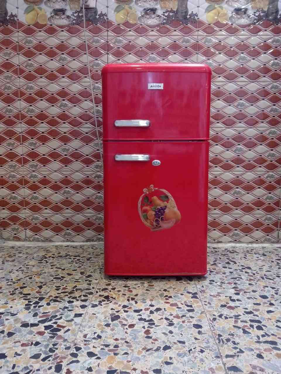 ثلاجة نضيفة بيضه بيكو 20 قدم السعر 200 ثلاجة حمرا 6 قدم السعر 110الشراي خاص يوجد توصيل


**إذا كنت صاحب هذا الإعلان وتريد حذفه لأي سبب، رجاءا أرسل رسالة إلى الدعم الفني**