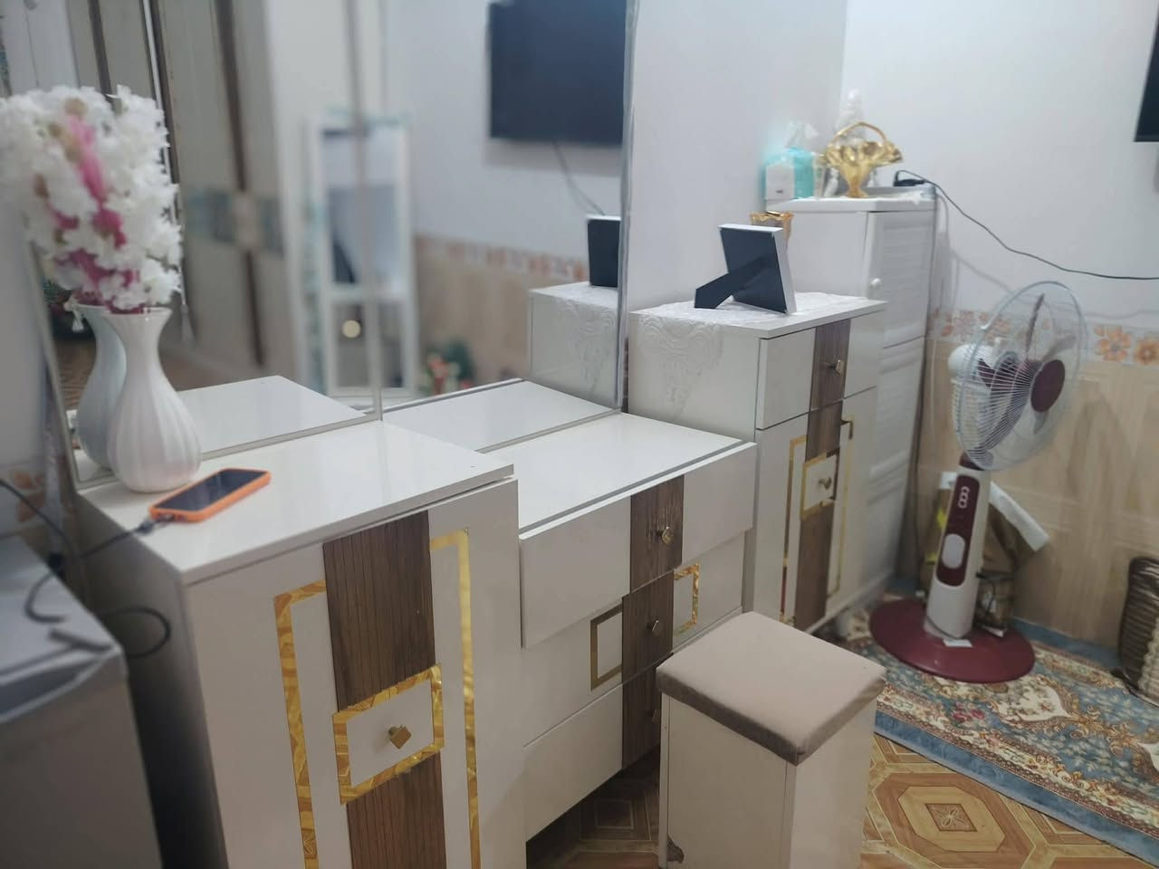 السلام عليكم ورحمة الله وبركاته
غرفة اخشاب تركي للبيع
الغرفه ضيفه كلش واستعمالها قليل يعني تقريبا صارلها سنه او اقل
الصور والفيديو كدامك وبعينك شوف النظافه
تفاصيل اكثر او استفسار
هذا رقمي ***********
مكاني الناصريه قضاء النصر
