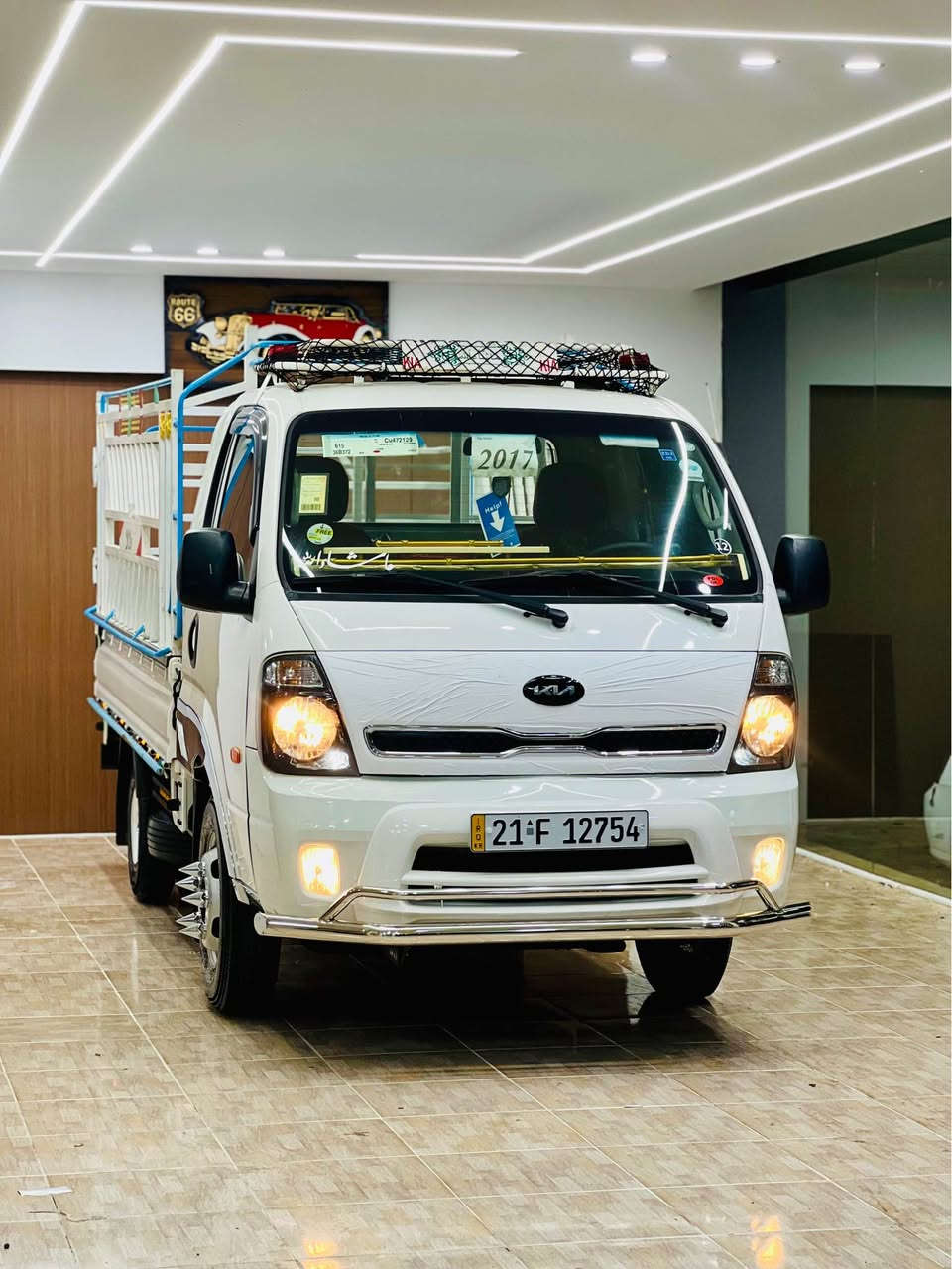 كياي ٤ هةزار مؤديل ٢٠١٧ي سوپةر 
گيرو مةكينةو ئةكسلي  بةشةرتي ١٠ فيتةر بيعةيبة
٦ تايةي ئةسلي تازة بؤ بةستراوة نوي جديد
تةقةوو رةقةي تيا نية توندو تؤلة 
تةنيا ١٨٨ هةزار رؤيشتووة بةشةرتي كؤمپيتةر 
جوانكاري كامل بؤ كراوة ناو بؤدي تازة بةستراوة
رةقةموو سةنةوي نوية تا ٢٠٣١ /شوين كؤية/
سعري ١٨٧ مةجال رةقةم تةلةفؤن 
***********
*********** كويسينجاك, أربيل
