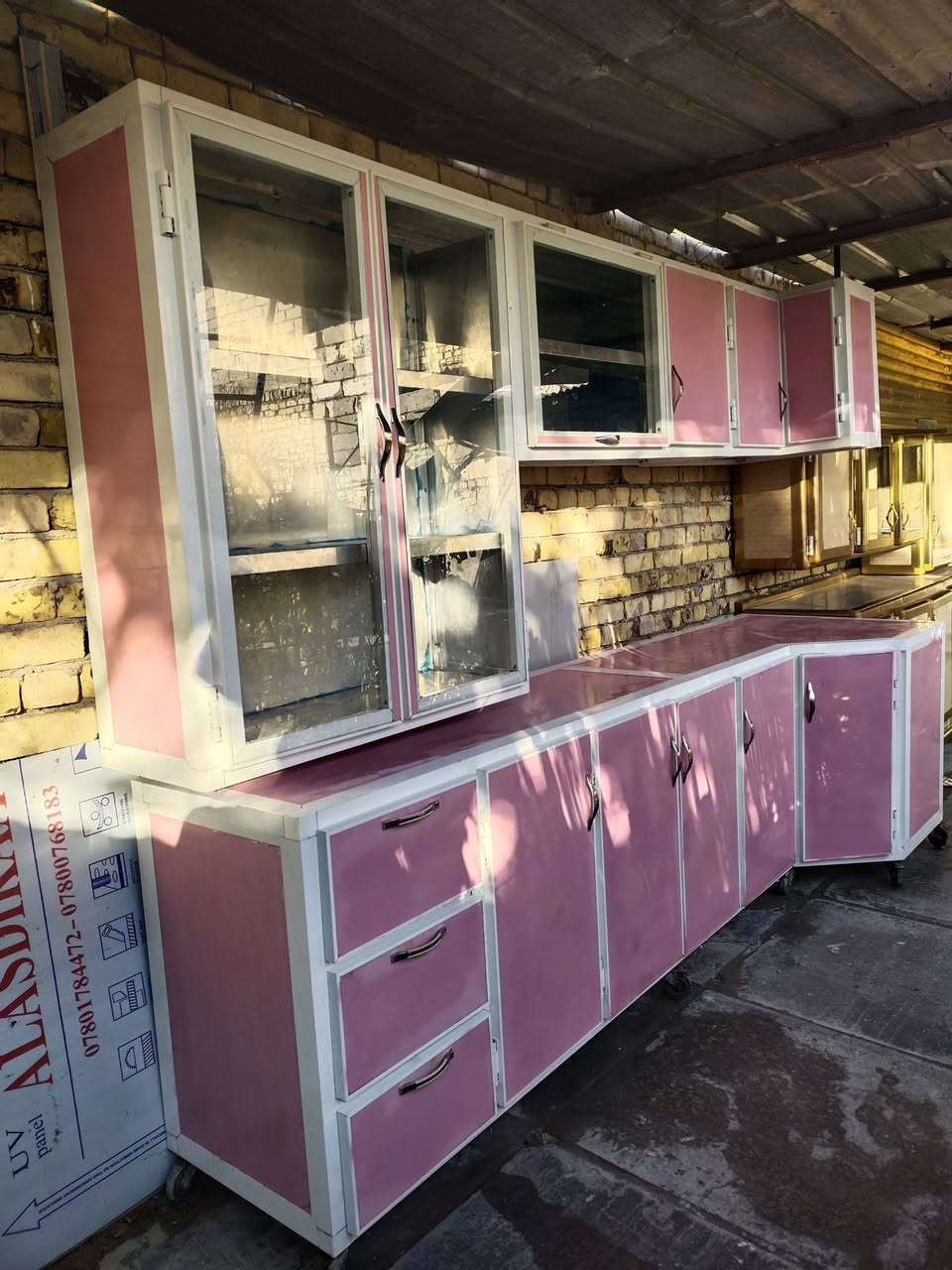 السلام عليكم كاونترات مستخدمات السعر على رقم التلفون ***********
