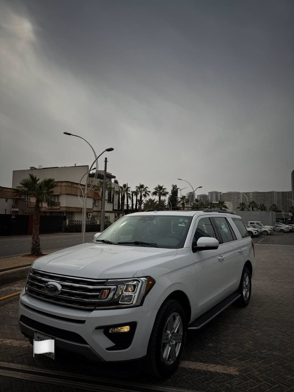فورد- اكسبيدشن 2021
✅ الفئة :  XLT + بنوراما
✅ الوارد: خليجي - شركة القاصد اربيل
✅ سنة الصنع :2021
✅ عداد المسافة : 133 الف كم
✅ حجم المحرك : 6 سلندر3500 تيربوو  
✅الحاله سيارة كلين بدون صبغ و تبديل 

*********** ☎
🌏 العنوان :  اربيل
السعر 360 ورقه بيها مجال
