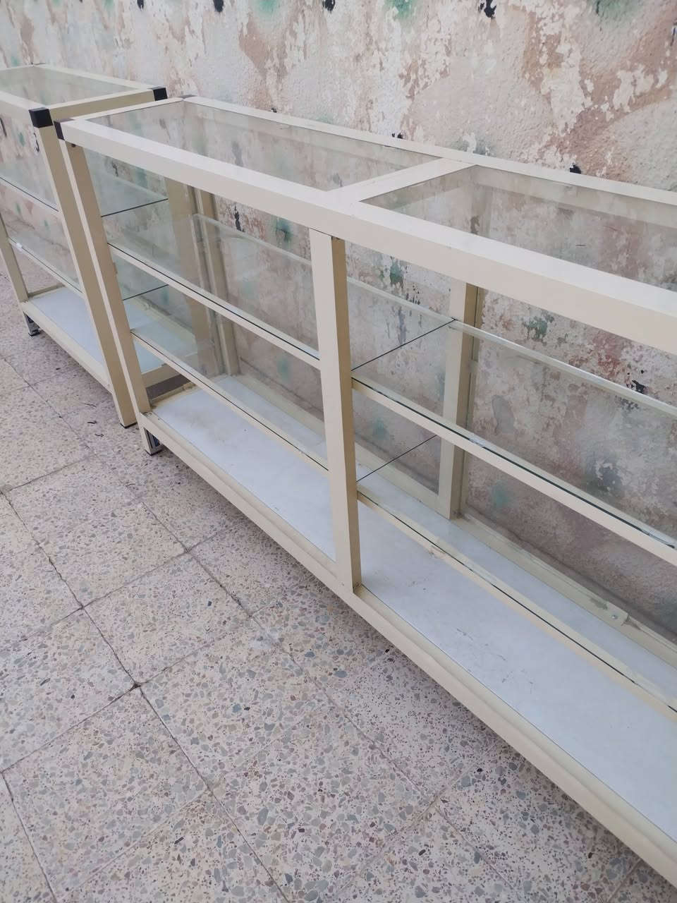 ميوزه عرض للبيع الاتصال. ***********
