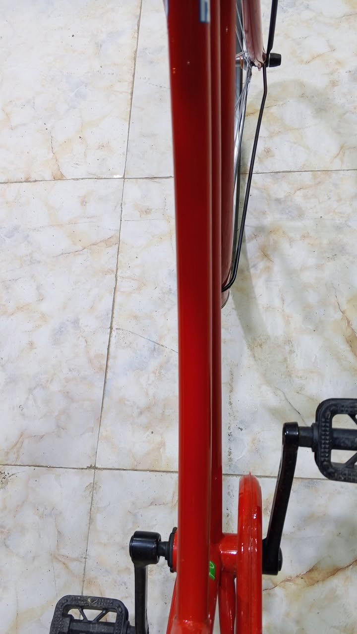 بايسكل البيع نضيف ياباني الون حمر سعر  130وبي مجال حك جيه مكان الصويرة حي العسكري وبيكم خير وتدللرقمي ***********رقمي
